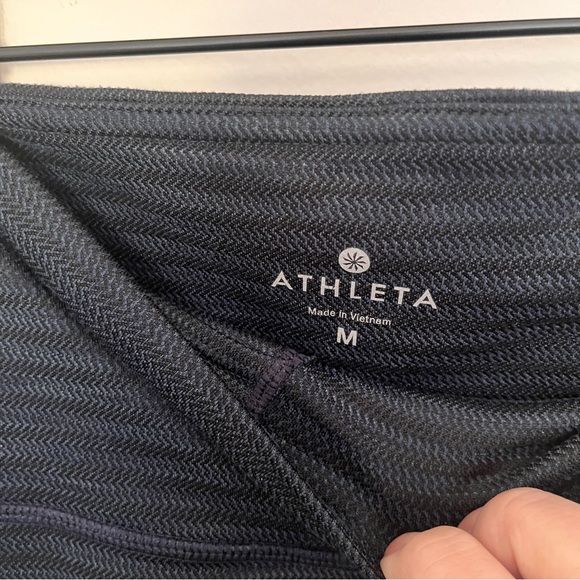 Athleta Navy Stripe Leggings - Size Medium - Picture 5 of 8